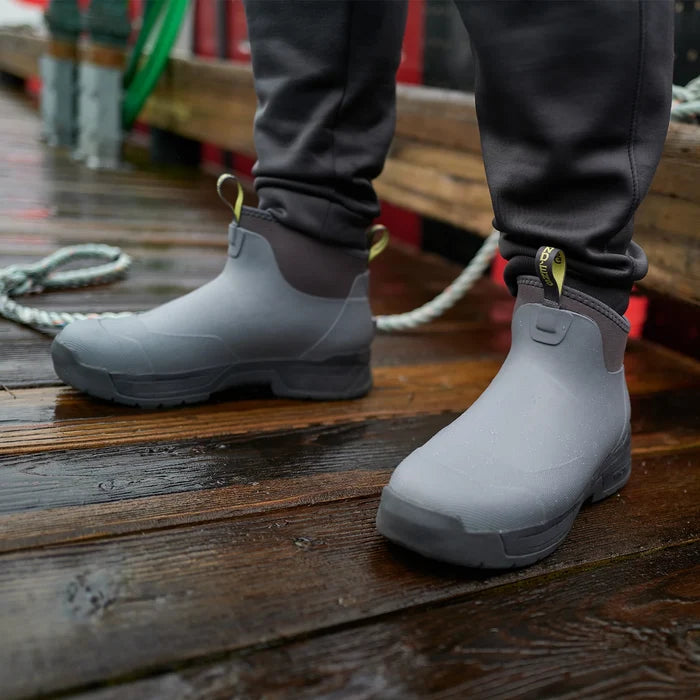Grudnens_Tough_Seas_Ankle_Boot_dock_feet