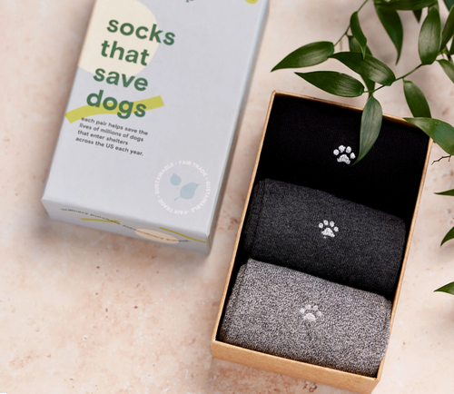 3 Pairs of Organic Socks in Gift Box that Saves Dogs Lives!