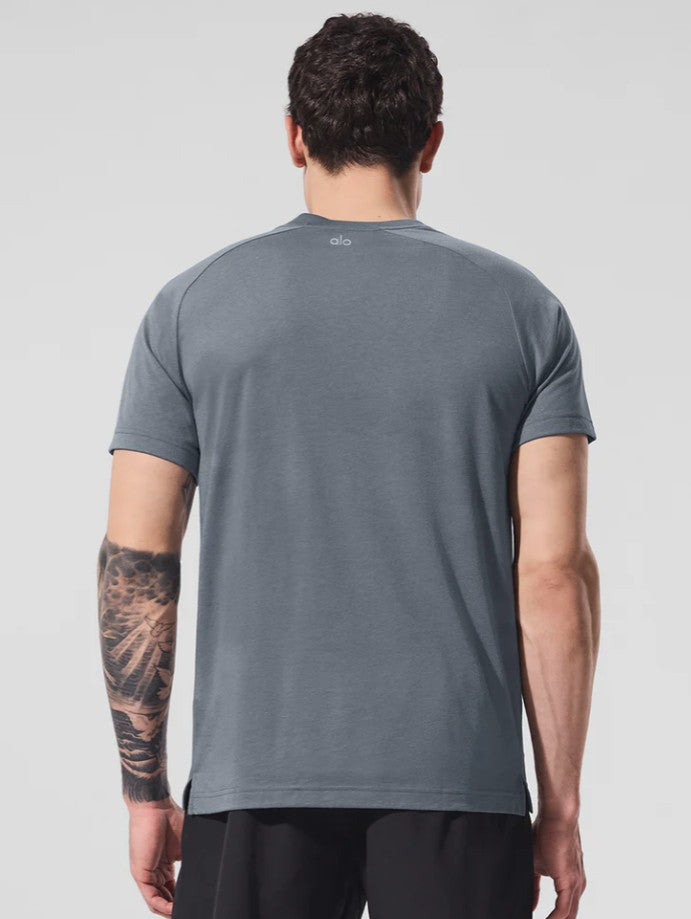 Alo - Men's Triumph Raglan Tee- Steel Grey