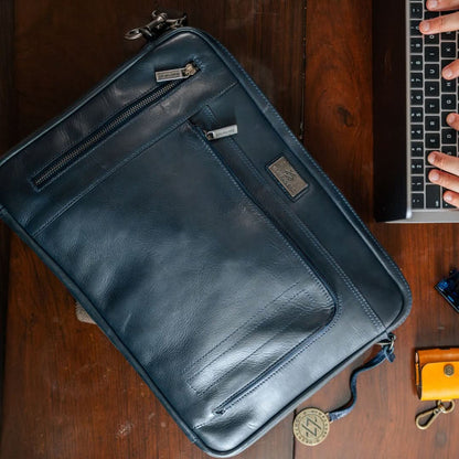 Denis - Laptop Sleeve