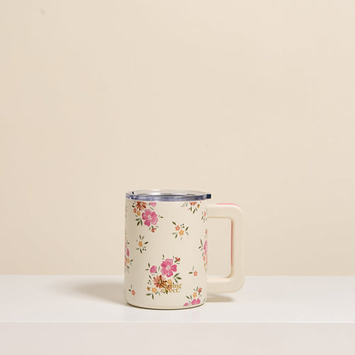 The Darling Effect Endless Daydream Cream 14 oz Insulated Mug features a vintage pink and coral floral design, cream handle, clear lid, and double-wall insulation to keep drinks hot or cold. The Darling Effect logo is displayed.