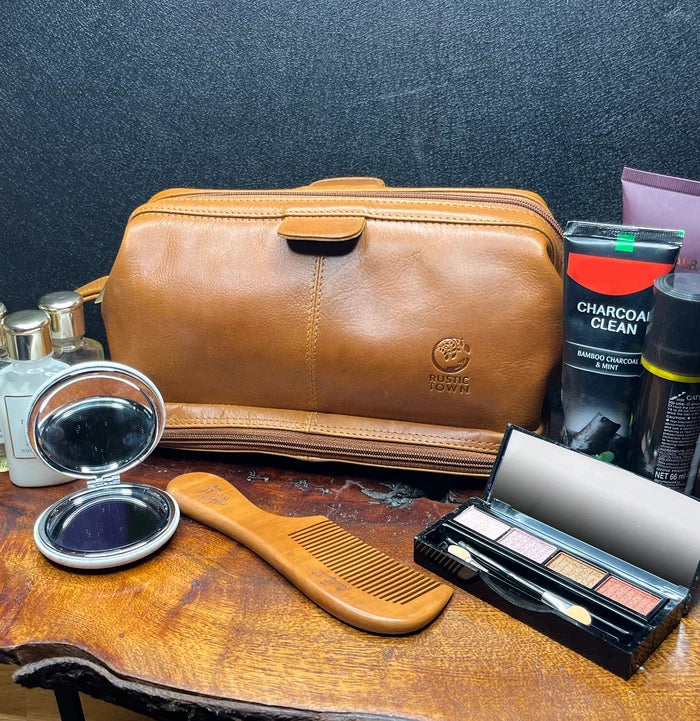 Megan Leather Travel Toiletry Bag (Cognac)