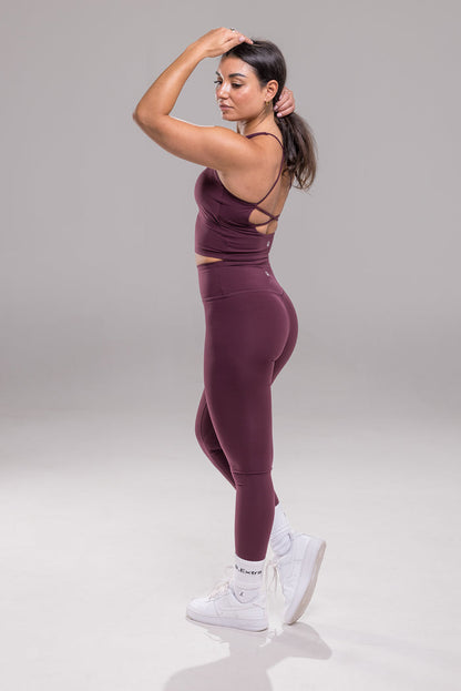 UltraFit Tight - Cherry Lacquer